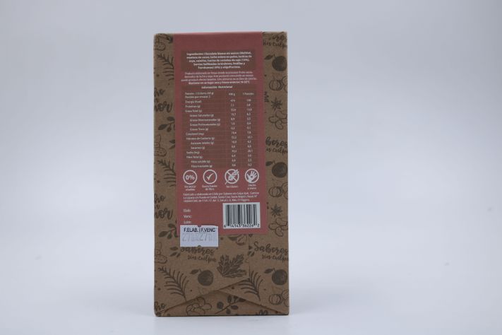 Barra chocolate cajú y berries 80 g-2