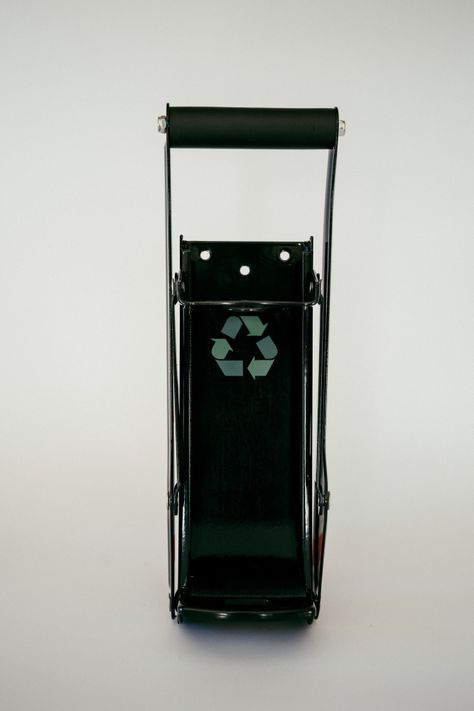 APLASTADOR DE LATAS NEGRO-4