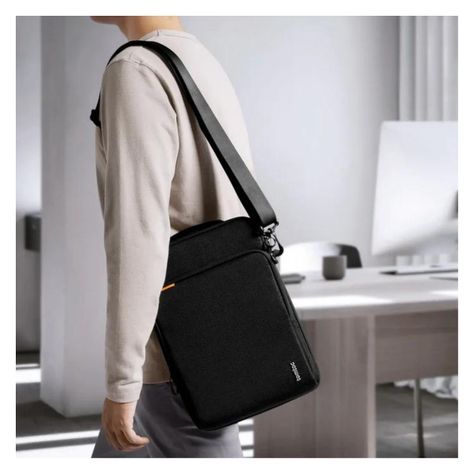 Tomtoc Bolso Mensajero DefenderACE-A03 para Macbook Pro 16" M3/M2/M1 - Negro-2