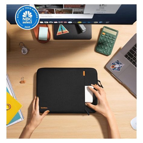 Tomtoc Funda Defender-A13 para MacBook Pro M3/M2/M1 de 14" - Negro-2