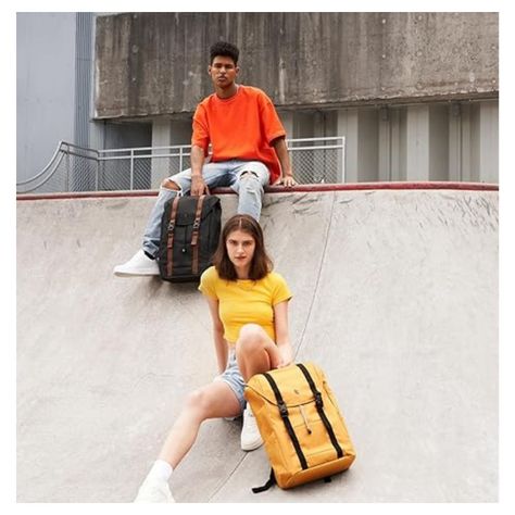 Tomtoc Mochila VintPack-A1 17L para Macbook 16" - Amarillo-1