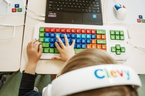 Teclado Clevy Junior Alto Contraste Colores-3