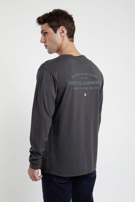 Polera manga larga hombre Back text grafito -3