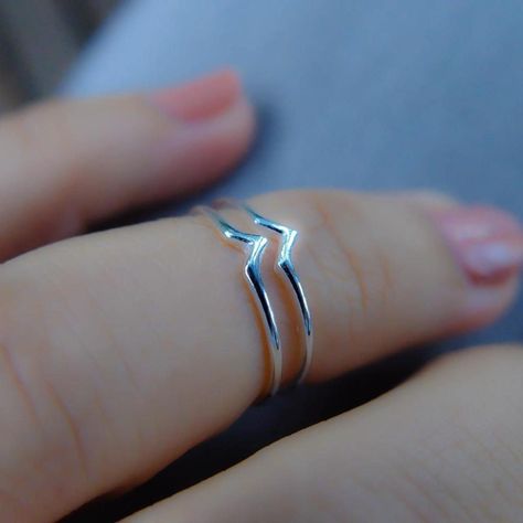 Anillo midi doble V plata-1
