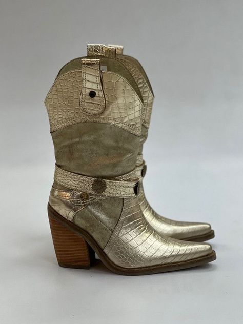 Bota Letty dorado Exotica-2