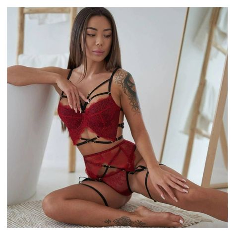 LENCERIA EROTICA CON LIGAS BUDAPEST TALLA M-1