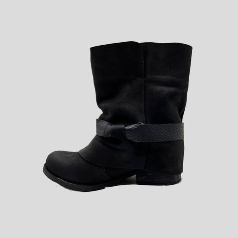 BOTIN CAMPER CUERO NEGRO AMANO SHOES-1