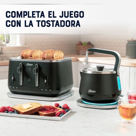 Hervidor eléctrico Oster® premium con capacidad de 1.5L BVSTKT4510B-6