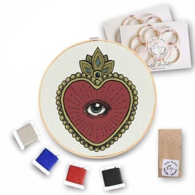 Kit de Bordador Corazón Ojo-0