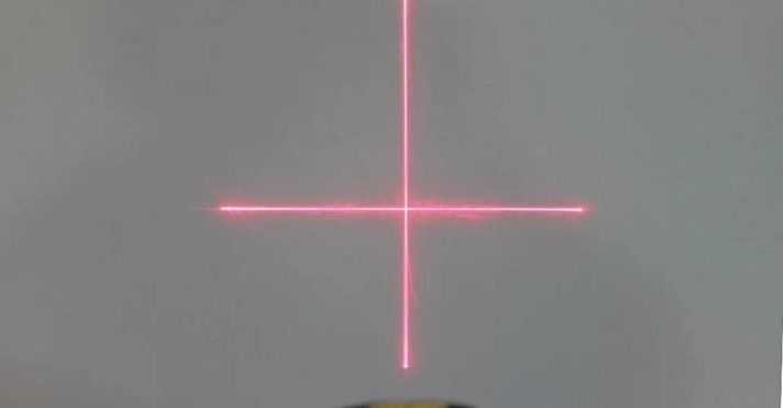 HUINCHA NIVEL LASER-2