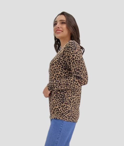 Polera hachi estampada-2