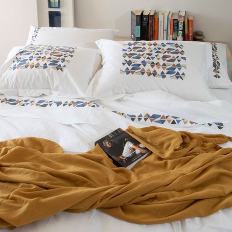 Funda de Almohada, Meridiano-2