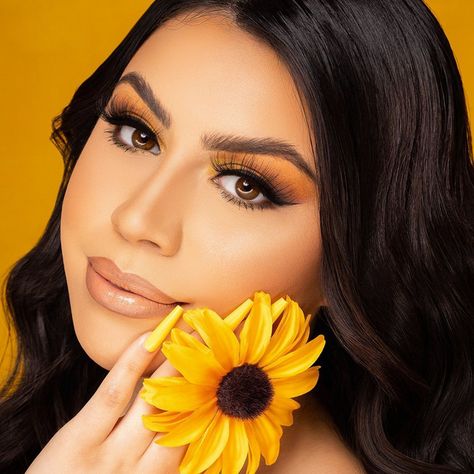 Paleta de Sombras "Sweet Sunflower" de BeBella Cosmetics-3