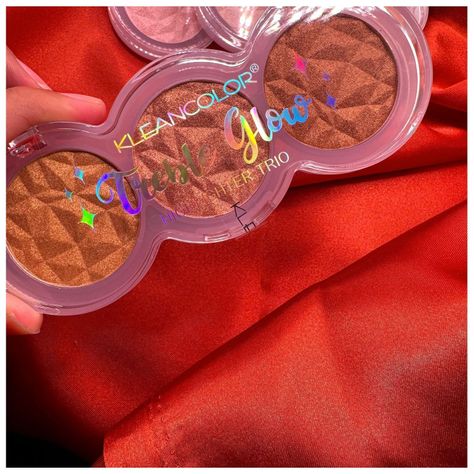 Paleta Trío de Iluminador "Treble Glow" Starstruck KleanColor-1