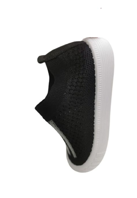 Zapatilla Deportiva Negro Sin Cordones Niño-2