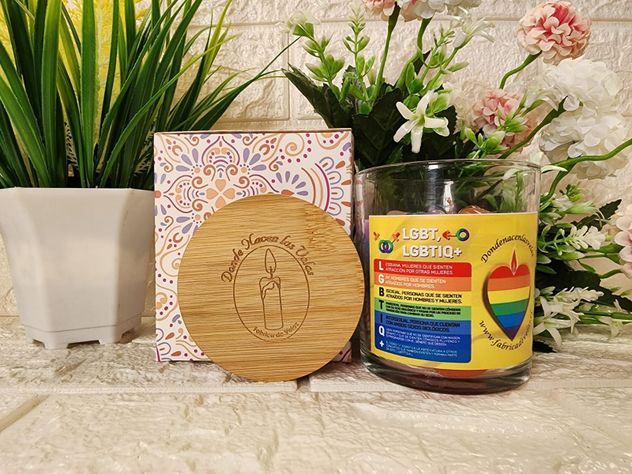 Vela Aromática Lgbtiq+ Con Cuarzos-5