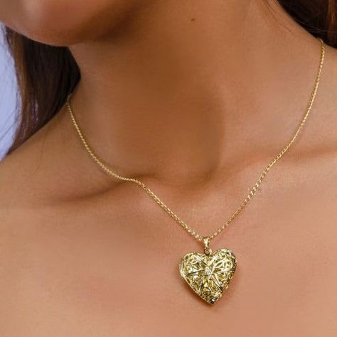 COLLAR RELICARIO CUORE BAÑO EN ORO-1