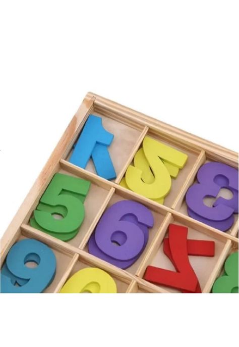 Caja De Números Y Signos Matemáticos PB-C3-0
