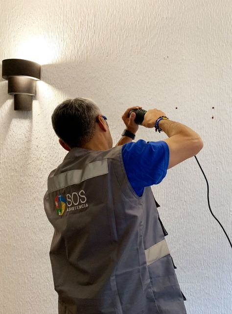 Servicio Instalación de TV Hasta 50" y Soporte-1