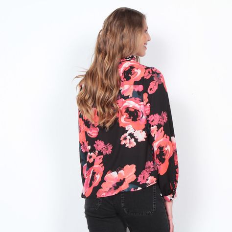 Blusa Manga Larga Estampada Abotonada En El Delantero-6