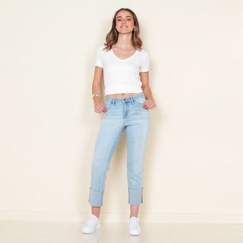 Jeans Recto Tiro Alto Pretina Basica 1 Boton Con Basta Doblada-4
