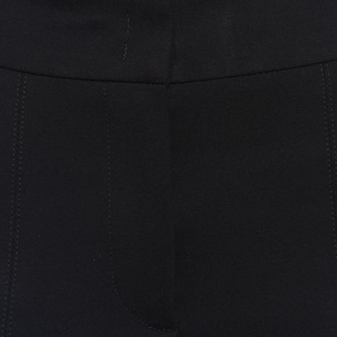 Ponte Recto Con Corte En Delantero Y Doble Broche-7