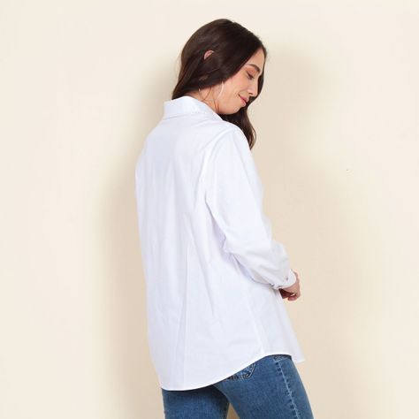 Blusa Manga Larga Solida Abotonada  Con Aplicacion En Cuello Y Cruce-5