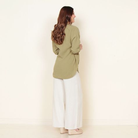 Blusa Manga Larga Solida Abotonada En El Delantero Y Bolsillo-6