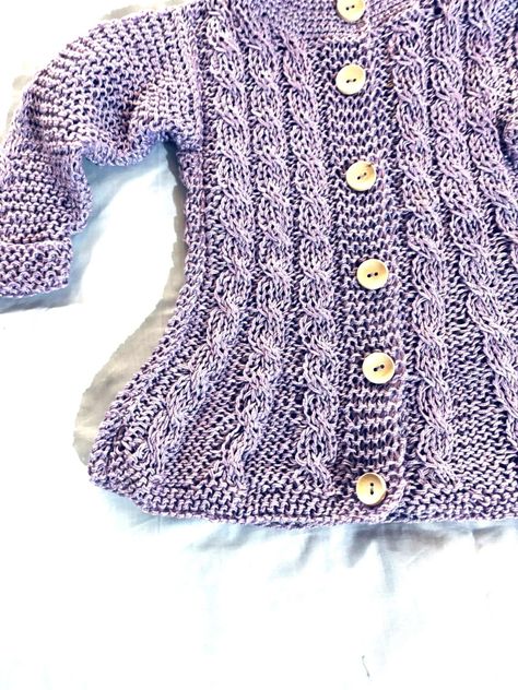 Gorro y chaleco tejido a mano diseño exclusivo-1