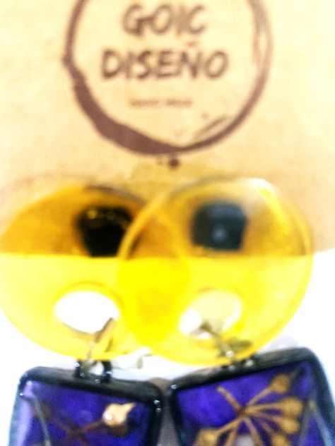 aros de resina con borde de metal-2