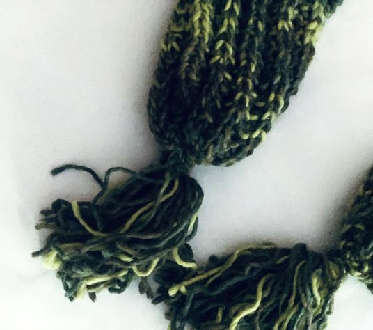 bufanda hecha a mano con flecos diseño exclusivo-1