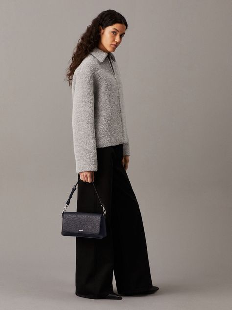 Cartera CK Must Mono Negro Calvin Klein-1