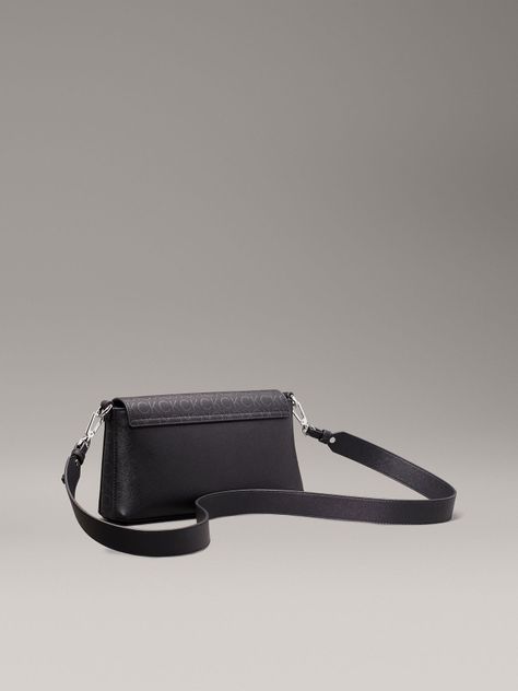 Cartera CK Must Mono Negro Calvin Klein-4