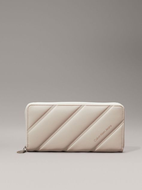Billetera Quilted Zip Around Beige Calvin Klein-0