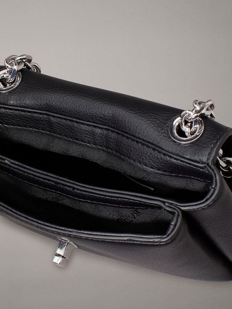 Cartera Re-Lock Negro Calvin Klein-2
