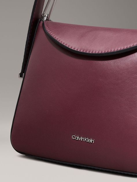 Cartera de Mano Soft Sculpt Burdeo Calvin Klein-3