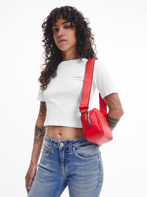 Polera Badge Slim 895 Blanco Calvin Klein-0