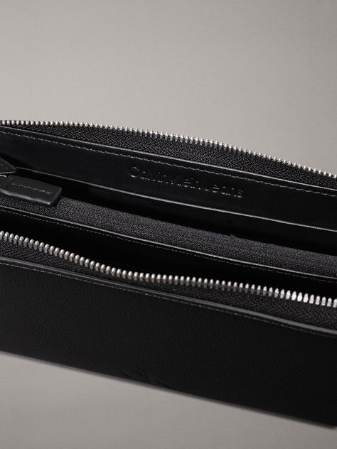 Billetera Over Webbing Negro Calvin Klein-2