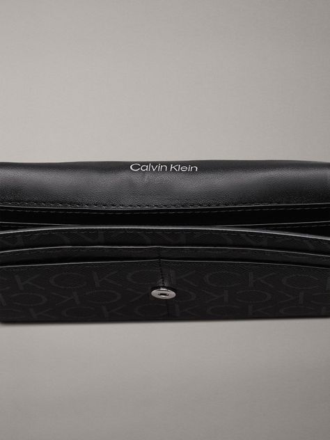 Billetera CK Linear Large Negro Calvin Klein-2