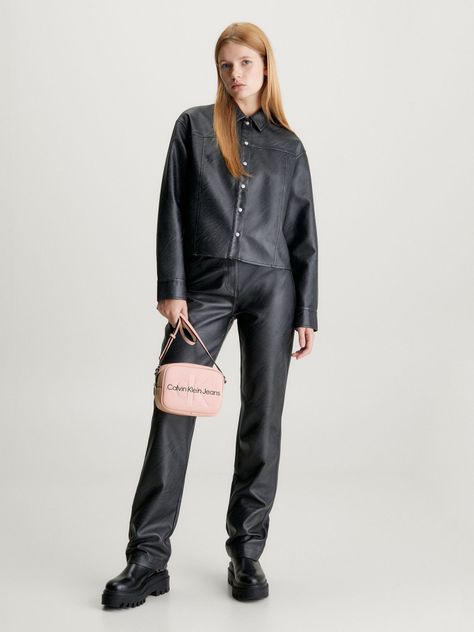 Bandolera Sculpted Mono Rosado Calvin Klein-5