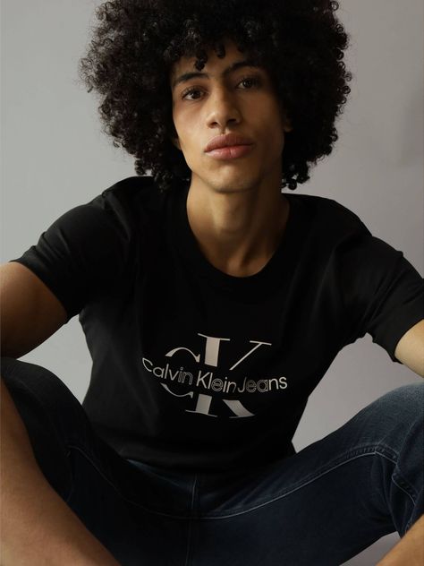 Polera Disrupted Outline Monologo Negro Calvin Klein-3