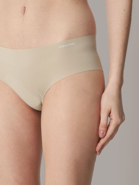 Calzón Hipster Invisible Beige Calvin Klein-3