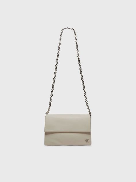 Cartera Micro Mono Beige Calvin Klein-4
