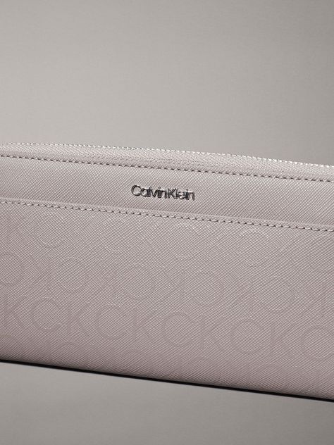 Billetera CK Must Large Gris Calvin Klein-3