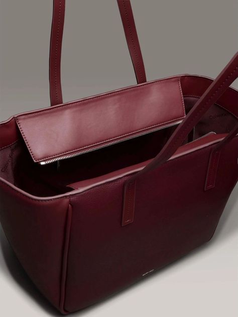 Cartera Shopper CK Refine Burdeo Calvin Klein-2