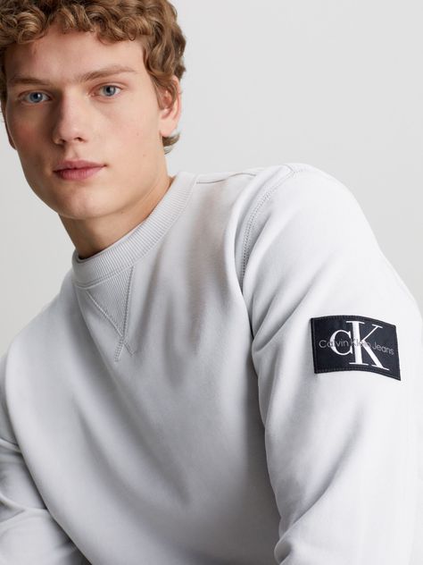 Polerón Badge Crew Neck Gris Calvin Klein-3