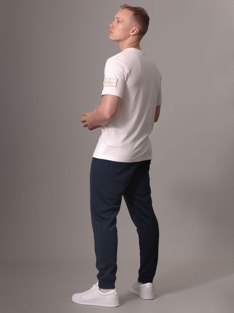 Polera Badge Regular Blanco Calvin Klein-2