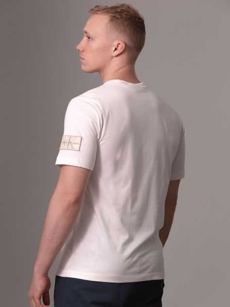 Polera Badge Regular Blanco Calvin Klein-3