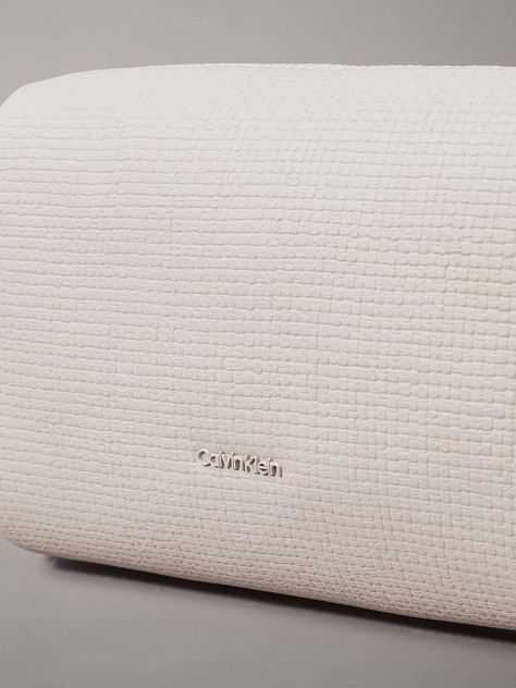 Bandolera Ck Refine Beige Calvin Klein-2