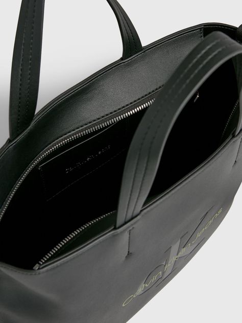 Cartera Tote Sculpted Mini Slim Negro Calvin Klein-3